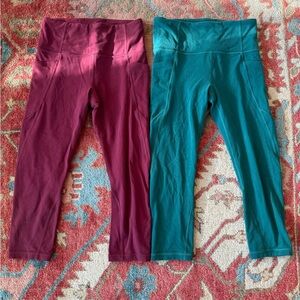 Athleta Women's Maroon and Teal Cropped Leggings